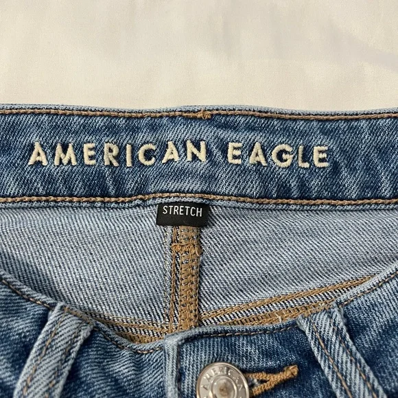 American Eagle Outfitters Light Blue Denim Jeans - Picture 2 of 10